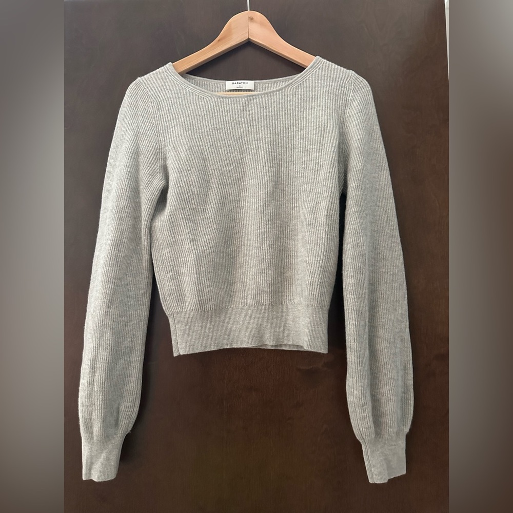 Aritzia Babaton size small sweater. Excellent worn condition